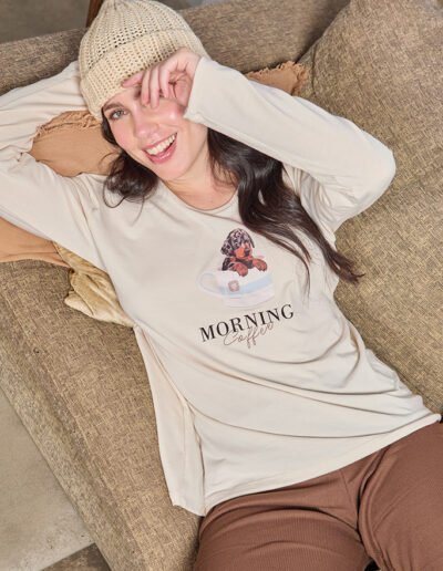 26502 - Pijama en modal con remera lisa y pantalón waffle - 1 al 4 - Nude-chocolate, Blanco-negro